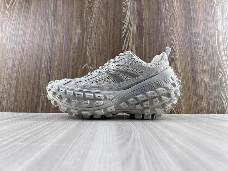 BALENCIAGA SHOES (182)