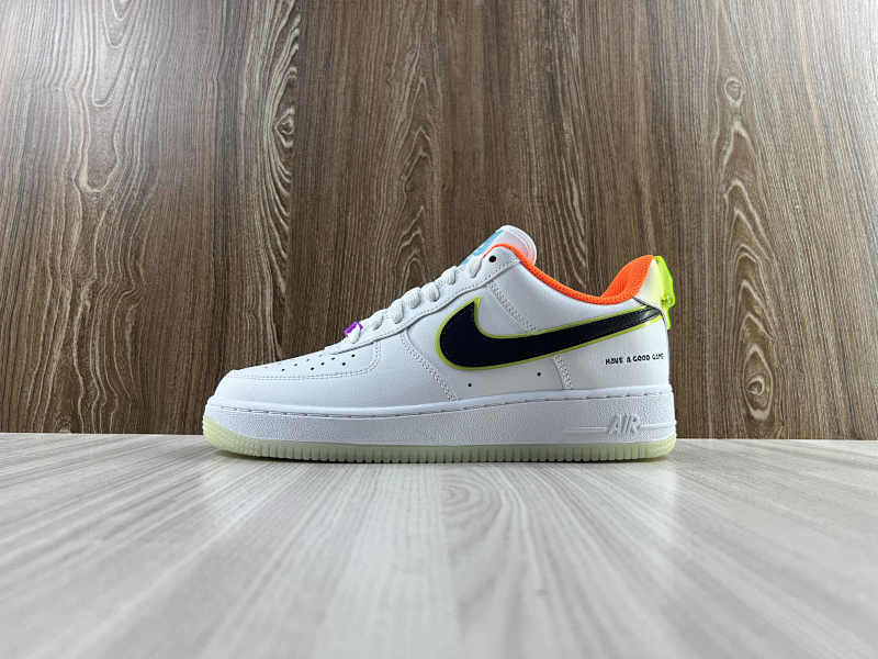 NIKE AIR FORCE 1 (56)