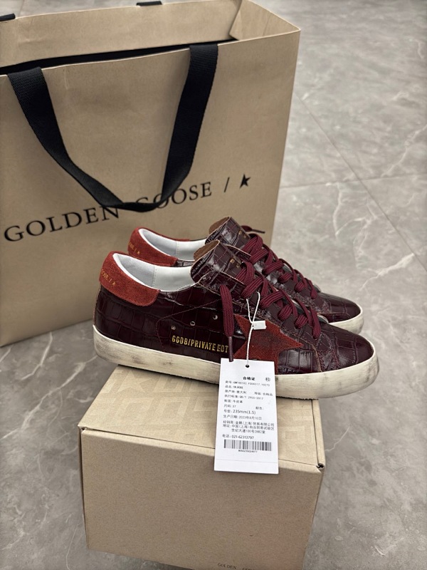 GOLDEN GOOSE SHOES (15)