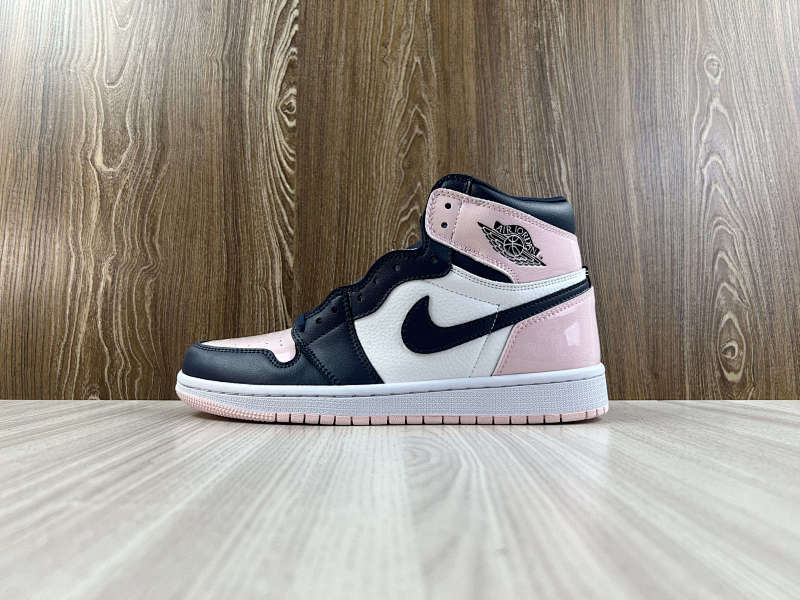 NIKE AIR JORDAN 1 HIGH (46)