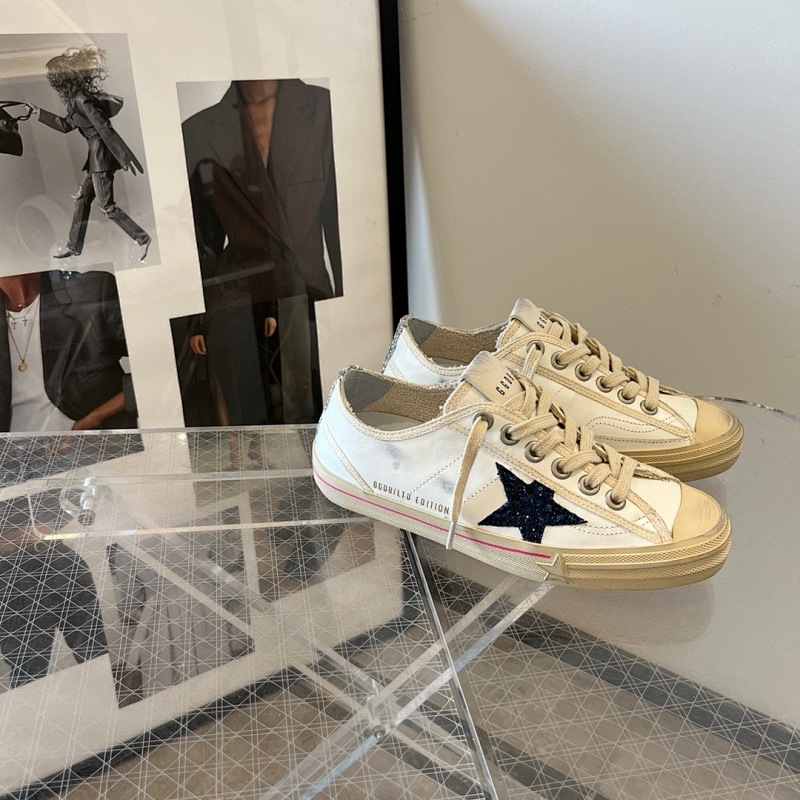 GOLDEN GOOSE SHOES (2424)