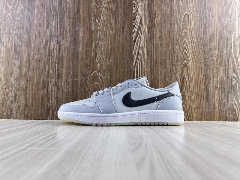NIKE AIR JORDAN 1 LOW (24)