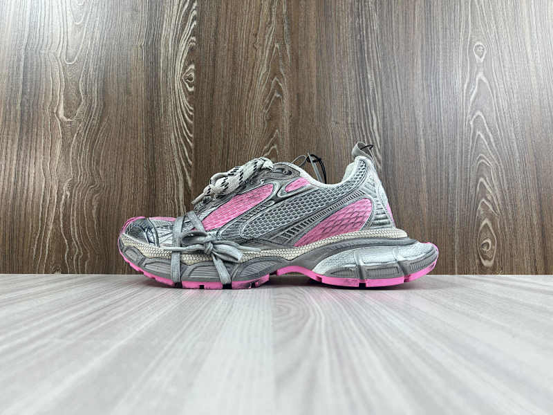 BALENCIAGA SHOES (323)