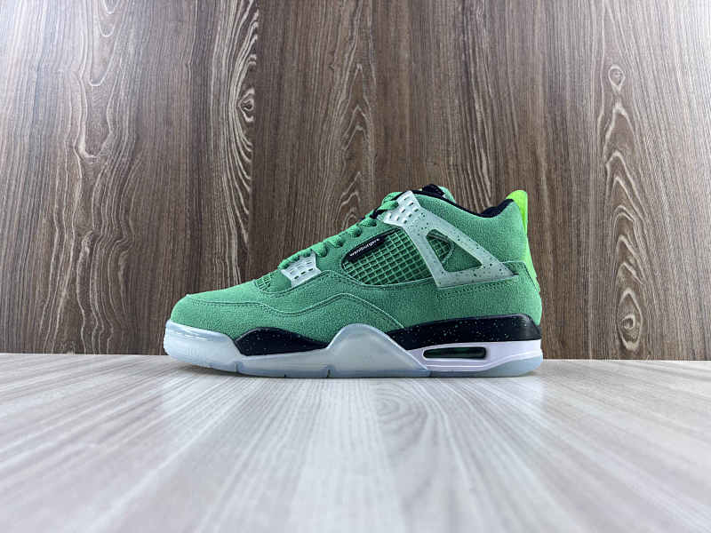 NIKE AIR JORDAN 4 (136)