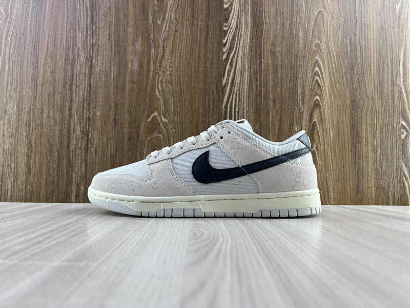 NIKE DUNK (213)