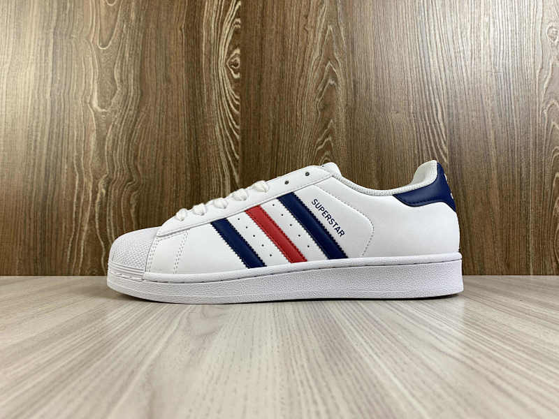 ADIDAS SUPERSTAR