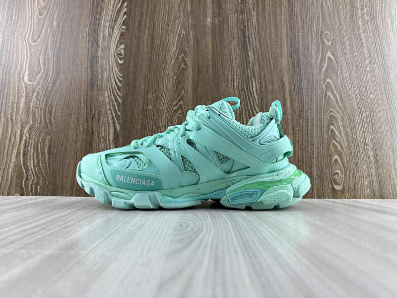 BALENCIAGA SHOES (125)