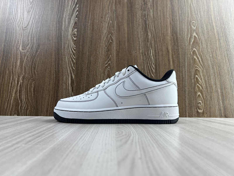 NIKE AIR FORCE 1 (66)