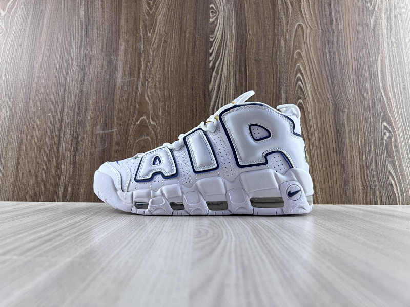 NIKE UPTEMPO (16)