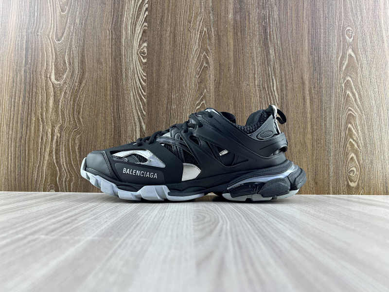 BALENCIAGA SHOES (11)