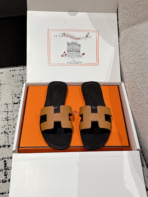 HERMES SHOES (460)