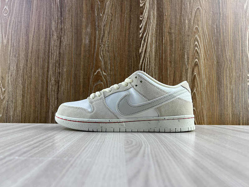 NIKE DUNK (362)