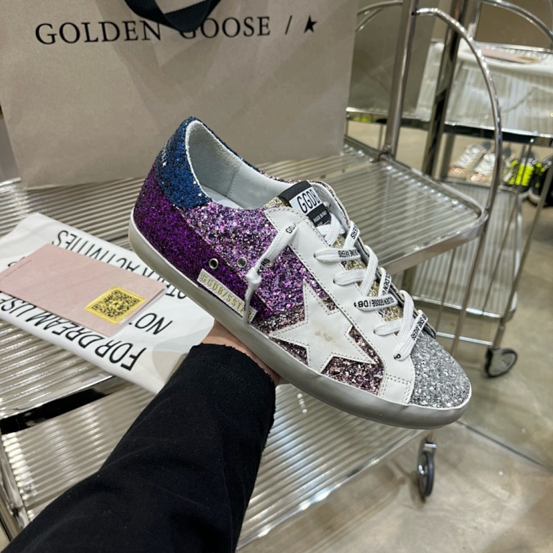 GOLDEN GOOSE SHOES (209)