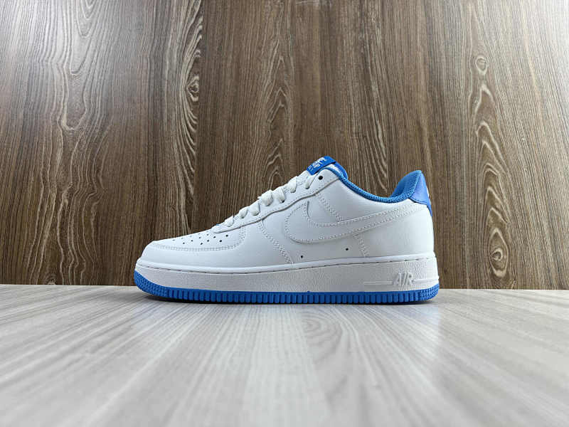 NIKE AIR FORCE 1 (61)