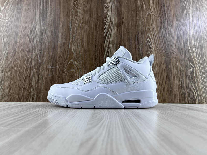 NIKE AIR JORDAN 4 (196)