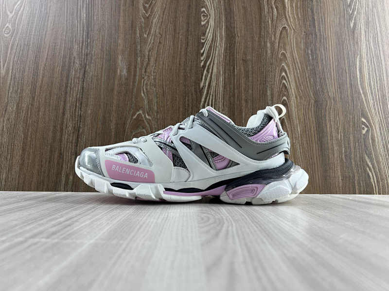 BALENCIAGA SHOES (276)