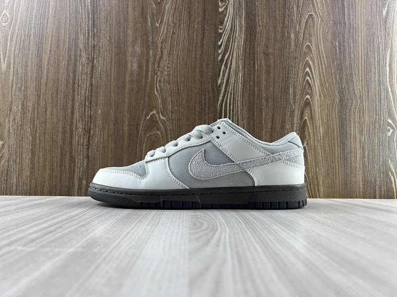 NIKE DUNK (348)