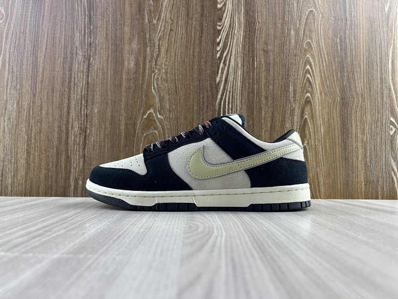 NIKE DUNK (285)