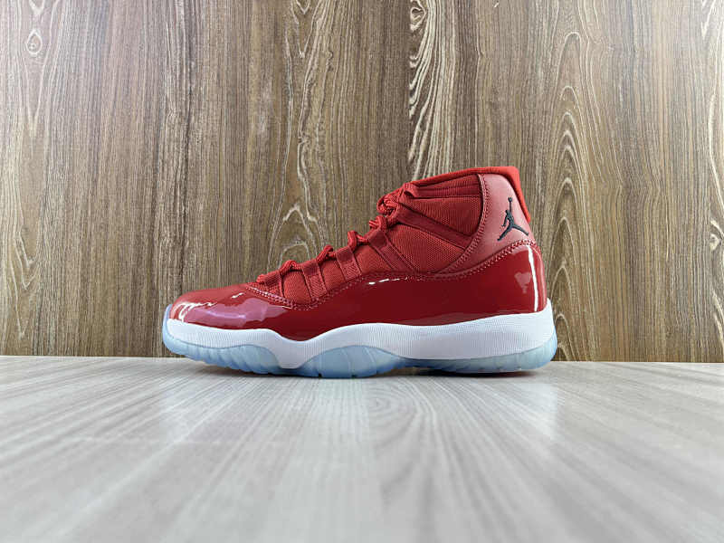 NIKE AIR JORDAN 11 (6)