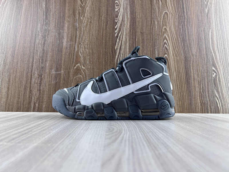 NIKE UPTEMPO (12)