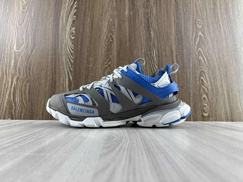 BALENCIAGA SHOES (124)