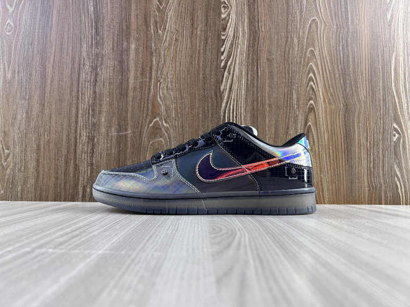 NIKE DUNK (208)