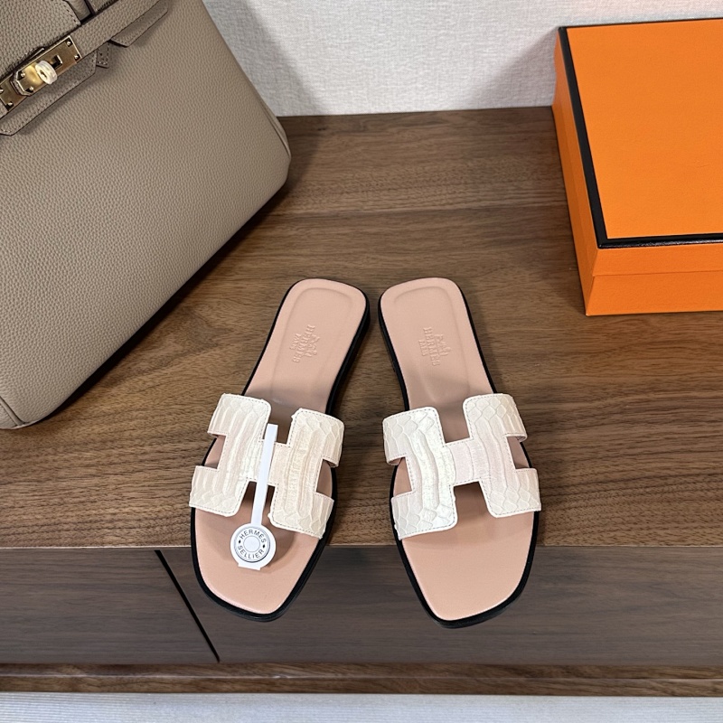 HERMES SHOES (597)