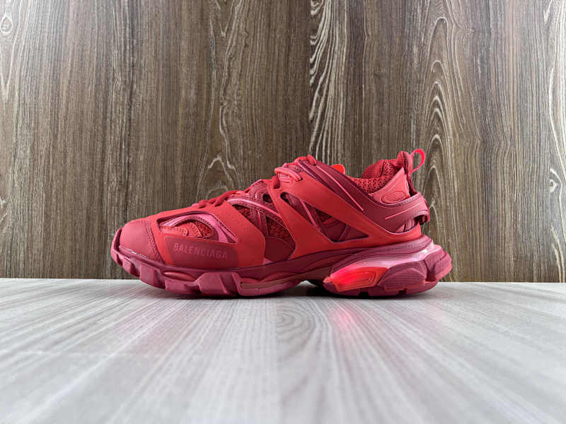 BALENCIAGA SHOES (230)