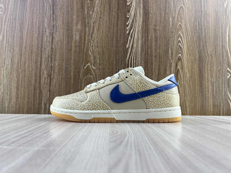 NIKE DUNK (230)