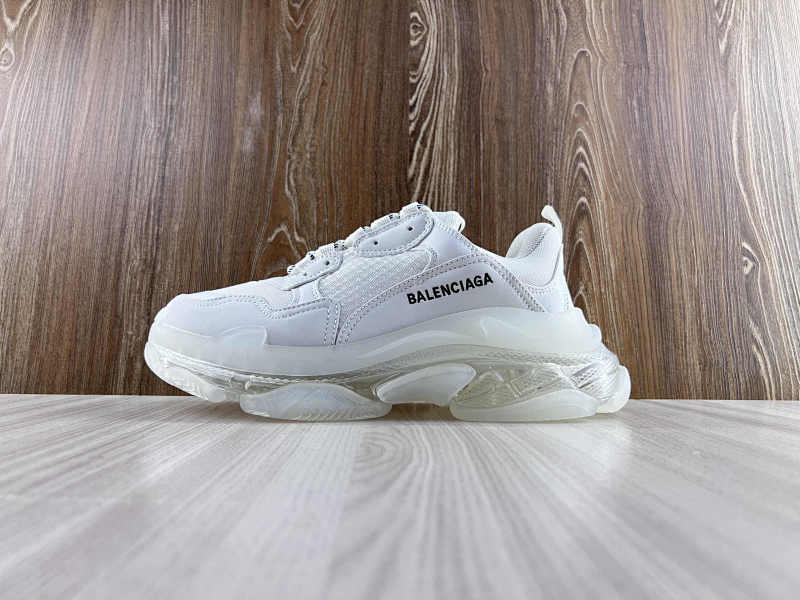 BALENCIAGA SHOES (205)