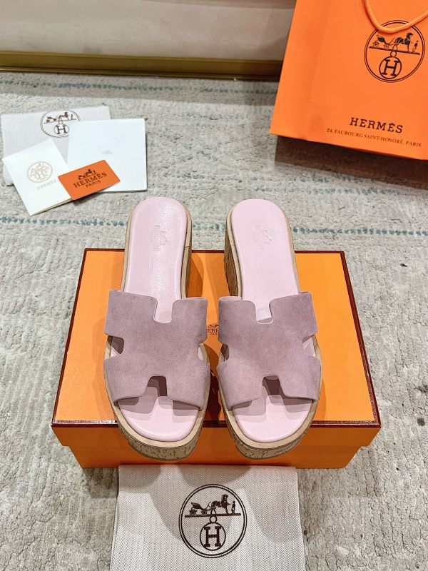 HERMES SHOES (400)
