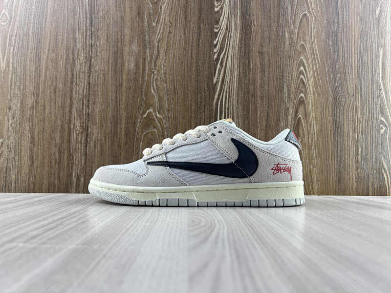 NIKE DUNK (313)