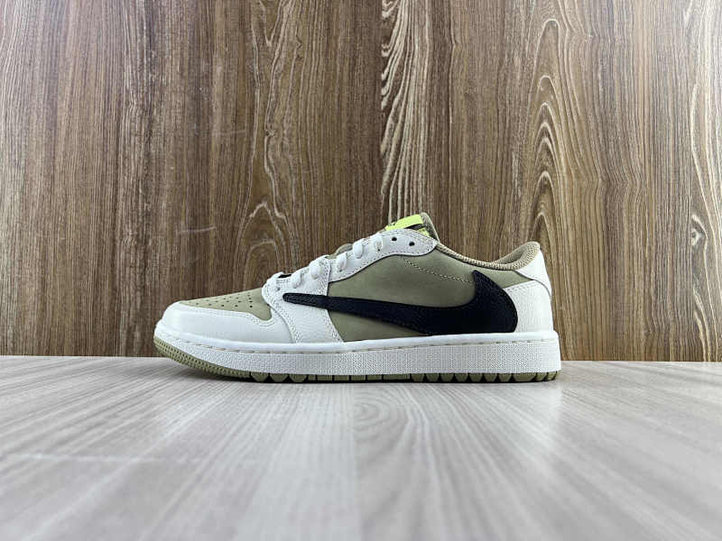 NIKE AIR JORDAN 1 LOW (155)
