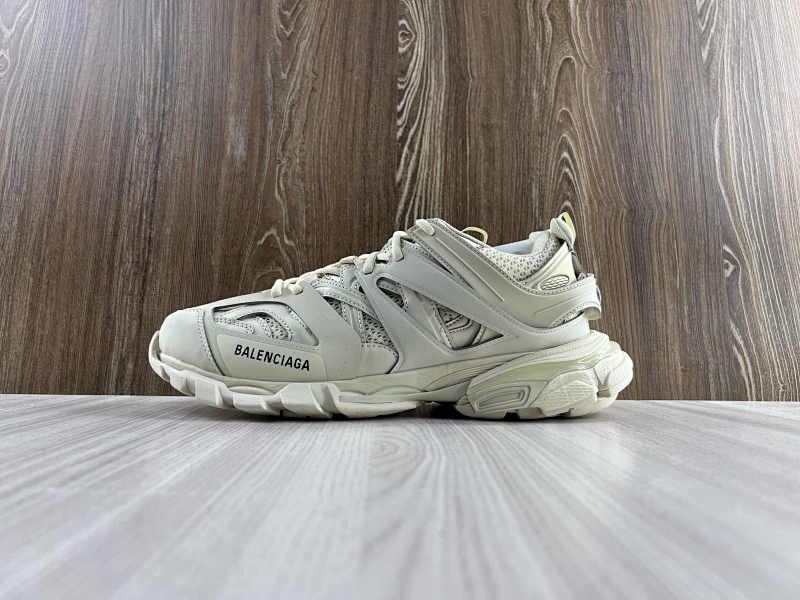 BALENCIAGA SHOES (294)