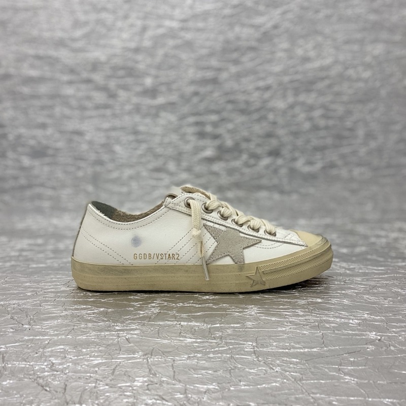GOLDEN GOOSE SHOES (2600)