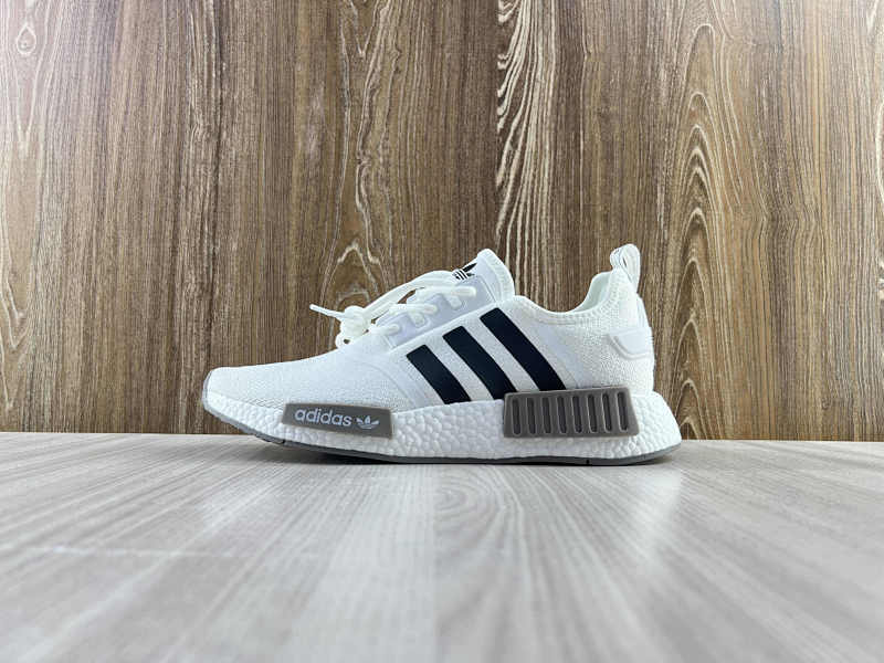 ADIDAS NMD (4)