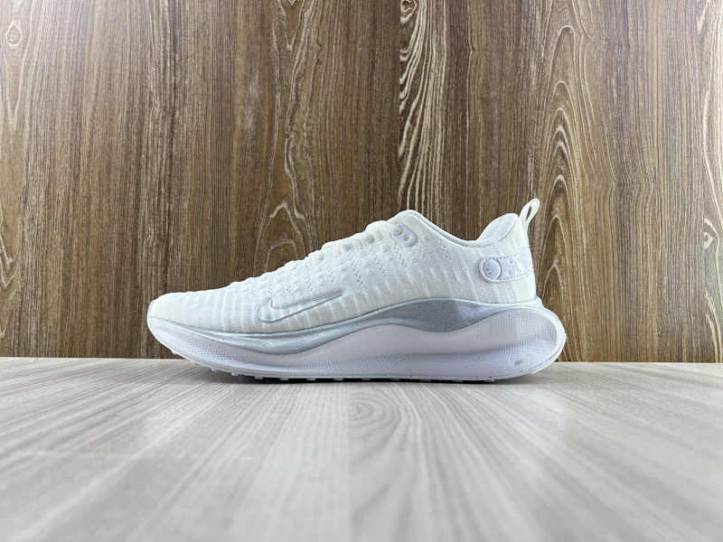NIKE ZOOM X (13)