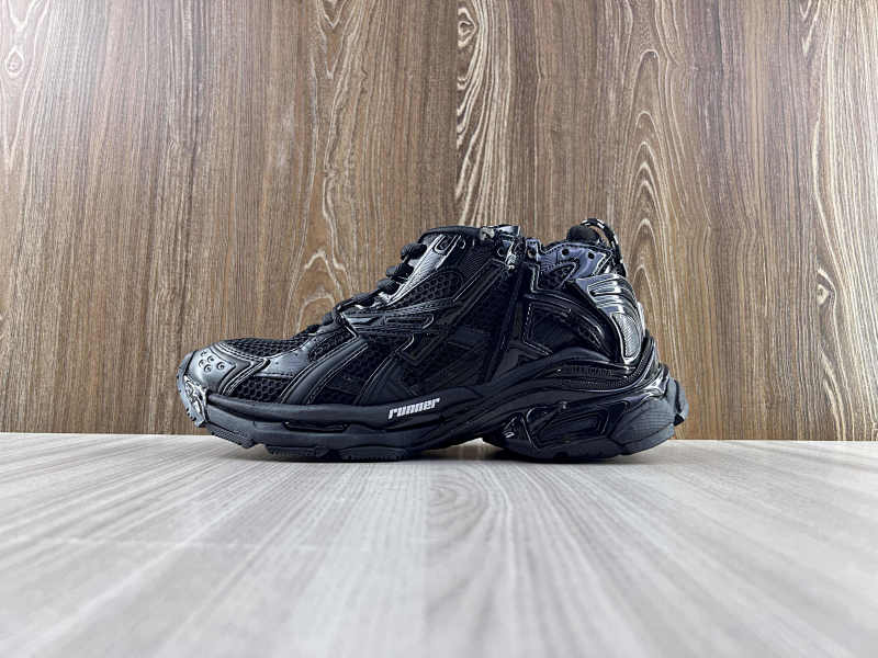 BALENCIAGA SHOES (79)