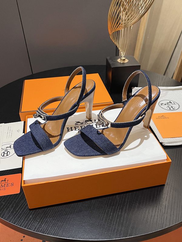 HERMES SHOES (256)