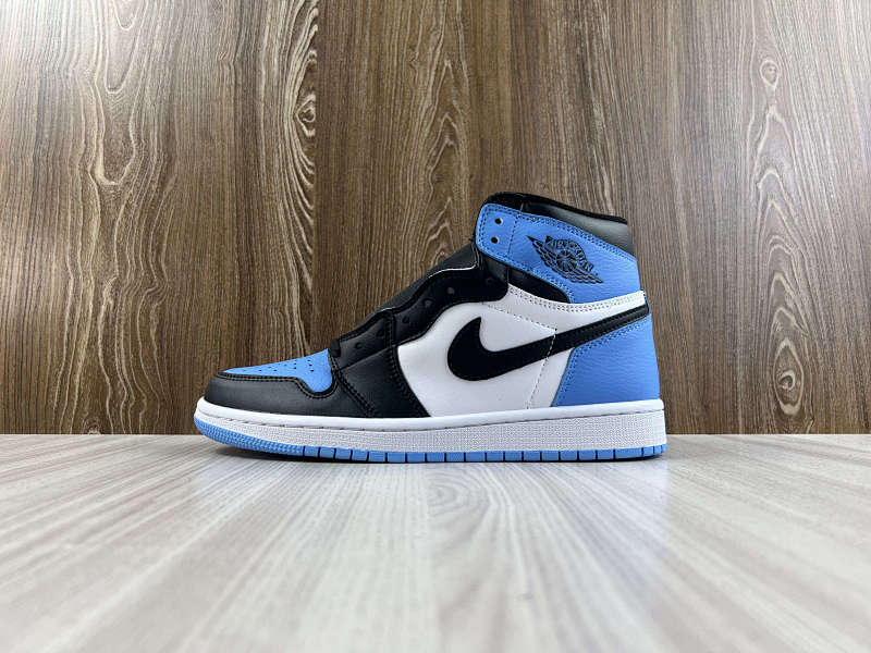 NIKE AIR JORDAN 1 HIGH (65)