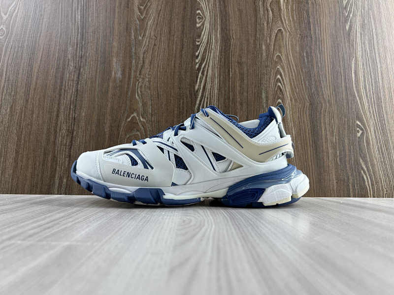 BALENCIAGA SHOES (277)