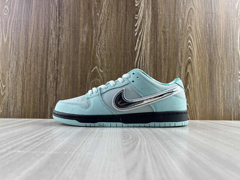 NIKE DUNK (359)