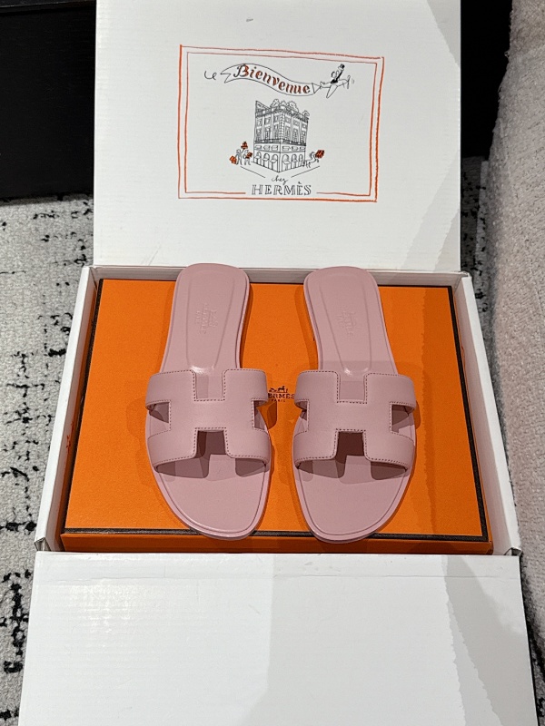 HERMES SHOES (498)