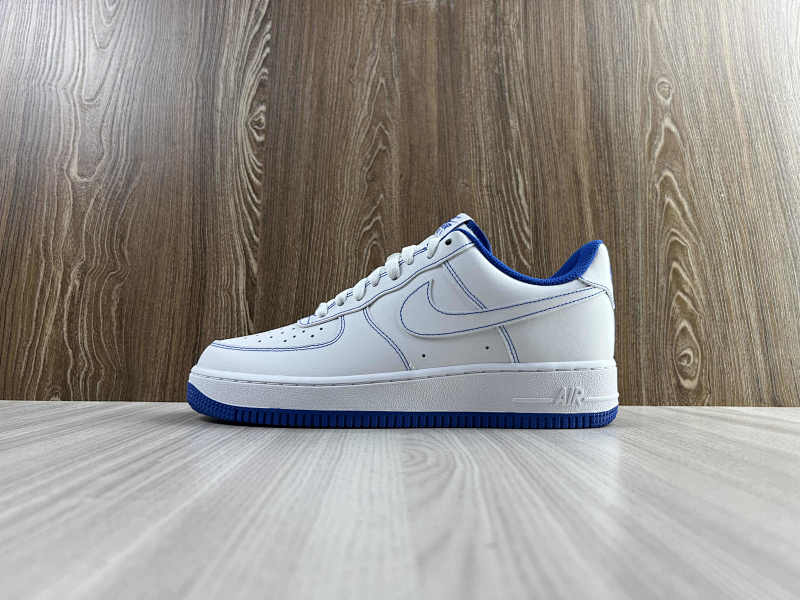 NIKE AIR FORCE 1 (60)