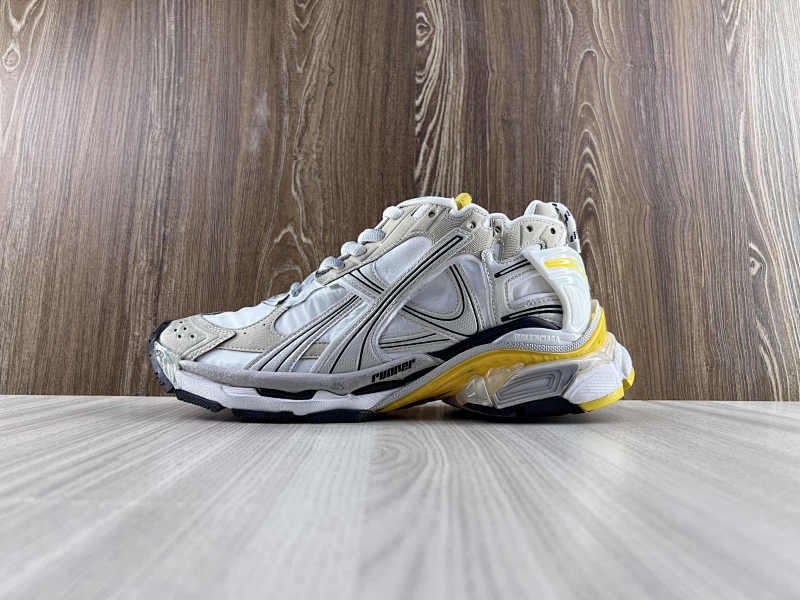 BALENCIAGA SHOES (189)