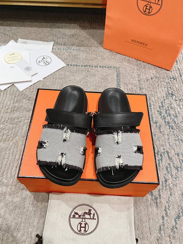 HERMES SHOES (364)