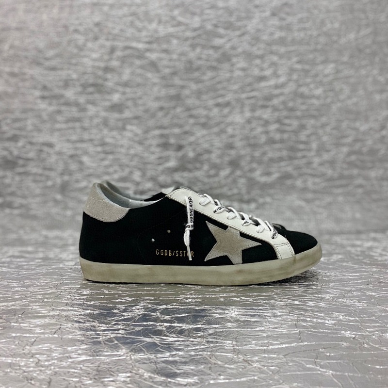 GOLDEN GOOSE SHOES (1323)