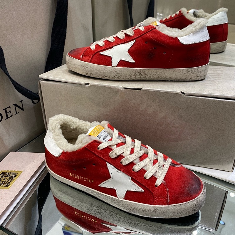 GOLDEN GOOSE SHOES (44)