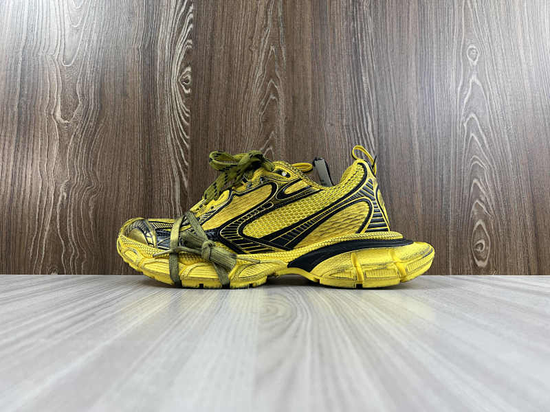 BALENCIAGA SHOES (322)