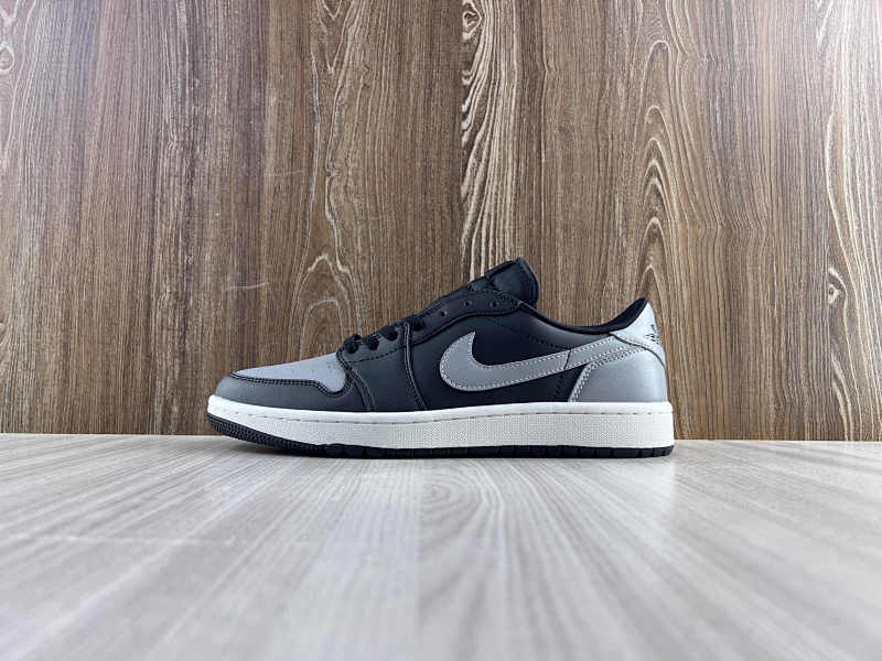NIKE AIR JORDAN 1 LOW (22)
